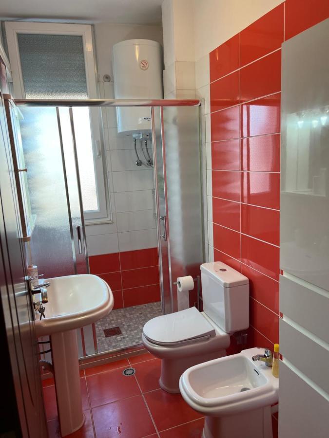 City Center Apartment In Shkodra Exterior foto