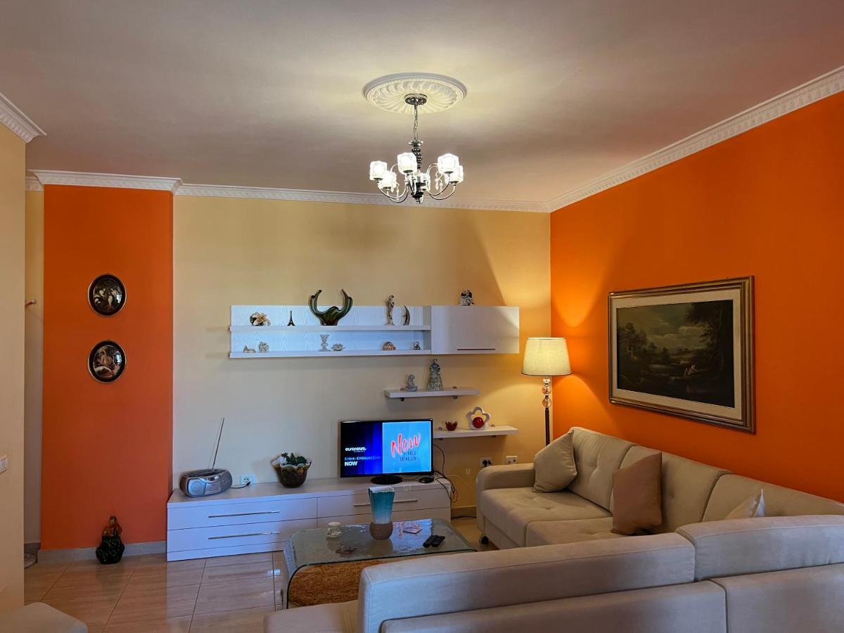 City Center Apartment In Shkodra Exterior foto